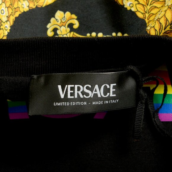 Versace Men's Barocco Pride Print Multi-Color Short Sleeve T-Shirt US S IT 48 - Picture 6 of 6
